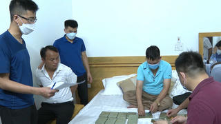 Phú Thọ: Bắt đối tượng vận chuyển 30 bánh Heroin