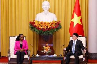 Chủ tịch nước Lương Cường tiếp Bộ trưởng Quốc phòng Kenya