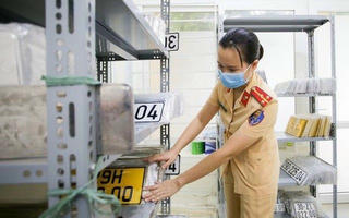 Hai phương án để luật hóa đấu giá biển số xe