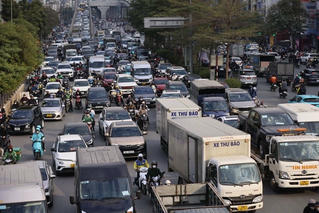 'Nghẹt thở' vì kẹt xe