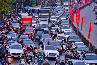 [ẢNH] Đường phố Hà Nội sau ngày làm việc cuối cùng trước kỳ nghỉ Tết