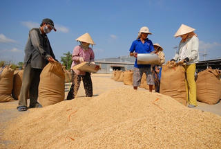 Doanh nghiệp với chiến lược xây dựng thương hiệu