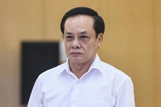 Nêu bật nội dung người dân quan tâm trong dự thảo Báo cáo chính trị Đại hội X