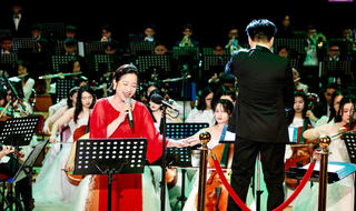 Diva Mỹ Linh và dàn nhạc trẻ trong hoà nhạc Đêm điện ảnh thịnh soạn như một giấc mơ