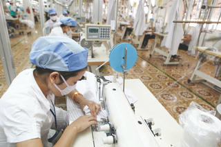 Xuất khẩu tận dụng nền tảng số