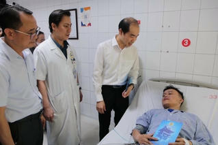Vụ cháy nhà trọ ở Trung Kính: Tạo điều kiện tốt nhất cho những nạn nhân đang điều trị tại bệnh viện