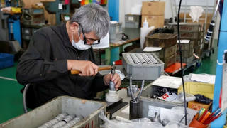 Đông Nam Á trước thách thức kép