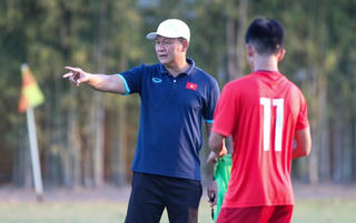 HLV Quốc Tuấn: Chúng ta cố gắng với tinh thần cao hơn khi đá với U16 Indonesia