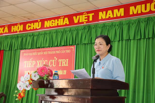 Phó Chủ tịch Trương Thị Ngọc Ánh tiếp xúc cử tri Cần Thơ