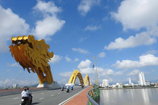 Đà Nẵng: Hỗ trợ 2 triệu đồng cho hộ nghèo mua điện thoại thông minh