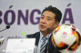 VFF chia tay Giám đốc kỹ thuật Yusuke Adachi 