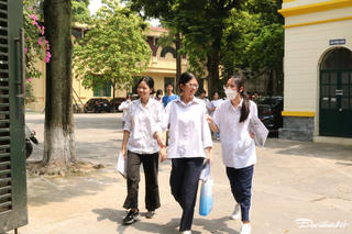 Hà Nội không lấy kết quả thi lớp 10 công lập làm tiêu chí đánh giá thi đua