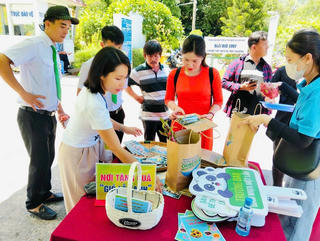 Côn Đảo phát động chiến dịch "Giỏ lễ xanh" - hướng tới phát triển du lịch bền vững