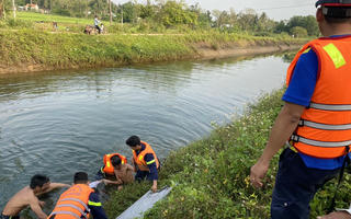 Quảng Nam: Vớt thi thể thanh niên dưới kênh Phú Ninh