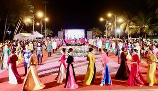 6000 người tham gia Lễ hội áo dài tại Festival Biển Nha Trang 2023