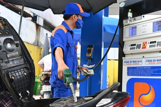 Chính phủ đề xuất giảm thuế môi trường với xăng dầu đến hết năm 2024