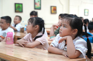 Hà Nội: Không bắt buộc học sinh mua đồng phục mới