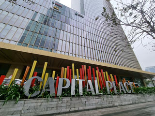 Toàn cảnh tòa nhà Capital Palace Liễu Giai được rao bán 1 tỷ USD
