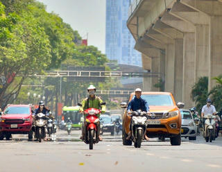 Thời tiết ngày 31/8: Miền Bắc nắng nóng, miền Trung đến Nam Bộ mưa nhiều nơi
