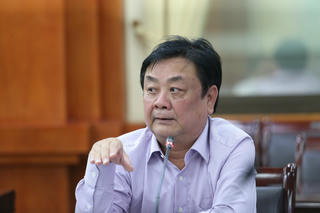 Thay đổi tư duy 'buôn chuyến'