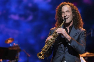 Huyền thoại saxophone Kenny G sắp biểu diễn tại Hà Nội 
