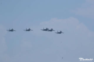 Ấn tượng màn luyện tập của biên đội Su-30MK2 trên bầu trời Hà Nội