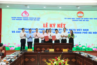 Mặt trận Hà Nội ký kết chương trình phối hợp chăm lo cho người nghèo