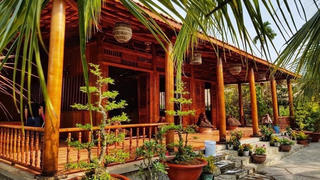 Nhà dừa độc đáo ở miền Tây