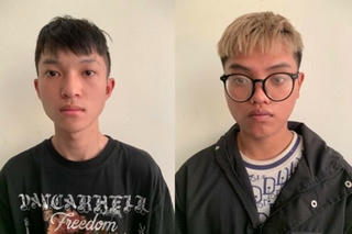 Hai sinh viên cướp giật tài sản để trả nợ