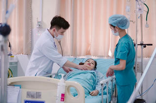 Quảng Nam: Thay huyết tương cứu sống một nữ bệnh nhân
