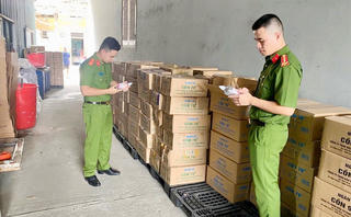 Công an Hà Tĩnh triệt phá nhiều đường dây sản xuất, buôn bán cồn y tế giả