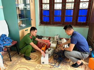 Loay hoay đối phó với 'giun tặc'