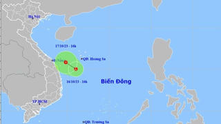 Vùng áp thấp mạnh lên, cảnh báo triều cường, sóng lớn ven biển Trung Bộ