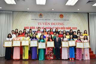 Tuyên dương 200 nhà giáo tiêu biểu toàn quốc 2023