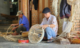 Hồi sinh làng nghề Bao La