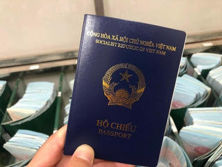 Tháo gỡ khó khăn về mặt kỹ thuật để công dân Việt nhập cảnh Đức