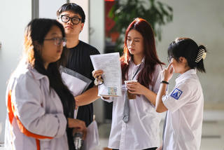 Thêm gợi ý giải đề môn Ngữ văn, kỳ thi tốt nghiệp THPT 2024