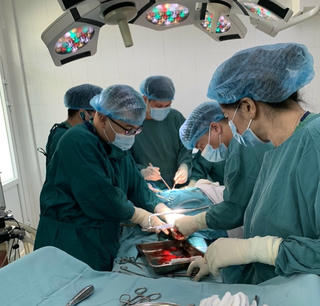 Quảng Nam: Vật liệu phát nổ khiến một thanh niên bị đứt lìa 2 bàn tay