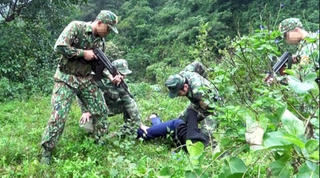 Đấu tranh với tội phạm ma túy tuyến biên giới Tây Nam