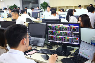 Nhà đầu tư lạc quan với chứng khoán