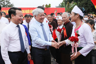Đoàn kết một lòng, nắm bắt thời cơ, vượt qua thách thức