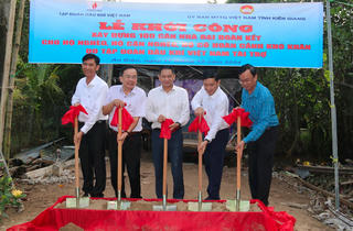 Khởi công 120 căn nhà Đại đoàn kết tại Kiên Giang và Cần Thơ