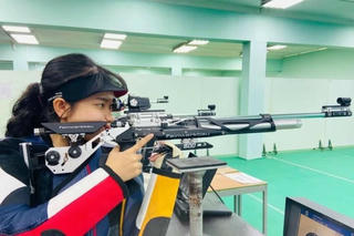 Xạ thủ Lê Thị Mộng Tuyền giành vé dự Olympic Paris 2024