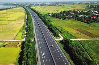 Bộ GTVT chưa đề xuất mức thu phí đường bộ cao tốc do Nhà nước đầu tư