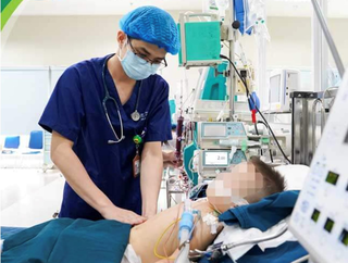Bác sĩ chỉ ra những sai lầm cần tuyệt đối tránh khi cấp cứu trẻ bị đuối nước