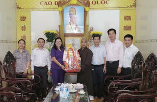 Bình Thuận: Thăm, chúc mừng Lễ Vu lan năm 2023