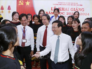 Chủ tịch nước Võ Văn Thưởng dự lễ khai giảng năm học mới tại Gia Lai