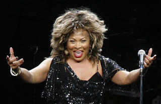Nữ hoàng nhạc Rock and Roll Tina Turner qua đời