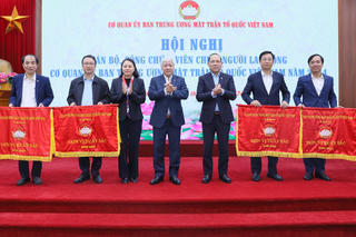 Đoàn kết vượt khó, nỗ lực phấn đấu hoàn thành nhiệm vụ