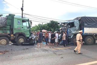 Va chạm giao thông, 3 thành viên CLB Hoàng Anh Gia Lai tử vong tại chỗ